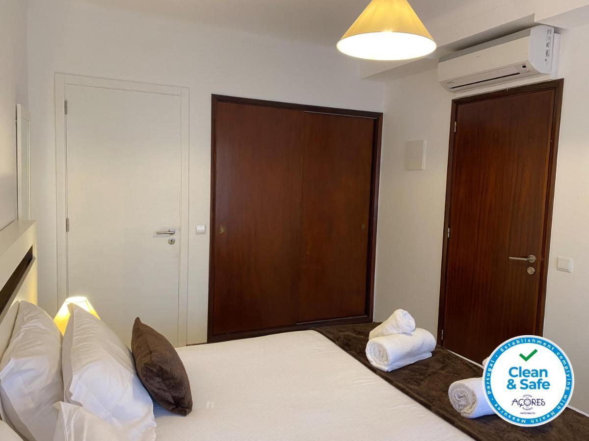 The Rock Guest House Ponta Delgada Exterior foto